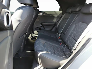https://vehicle.imgix.net/4388005/7ef3ed97-7c18-43ea-be3d-a01e89368e97.jpg