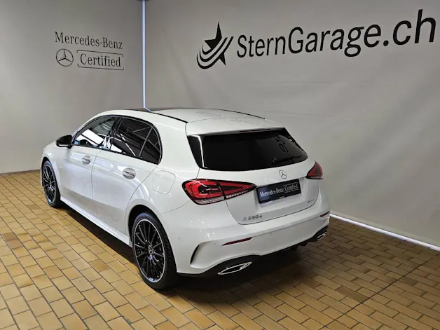 Mercedes-Benz A 250 e AMG Line