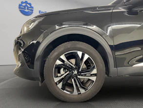 https://vehicle.imgix.net/4388056/b9f868aa-6e90-4954-9420-1d671772c5d9.jpg