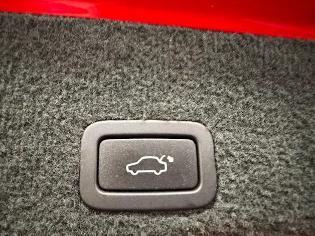 Volvo XC60 2.4 D4 Momentum R-Design AWD