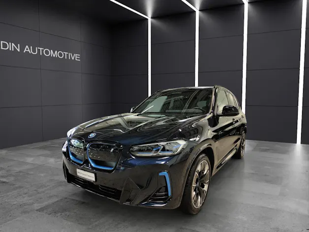BMW iX3 E-Motor MFK 16.07.2026/ Attraktiven Leasingzinssatz ab 1,9 % bei Abschluss einer BMW Fahrzeugversicherung