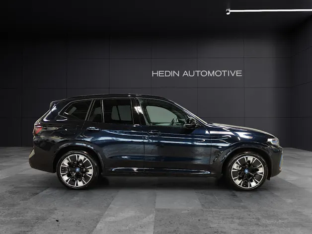 BMW iX3 E-Motor MFK 16.07.2026/ Attraktiven Leasingzinssatz ab 1,9 % bei Abschluss einer BMW Fahrzeugversicherung