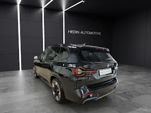 BMW iX3 E-Motor MFK 16.07.2026/ Attraktiven Leasingzinssatz ab 1,9 % bei Abschluss einer BMW Fahrzeugversicherung