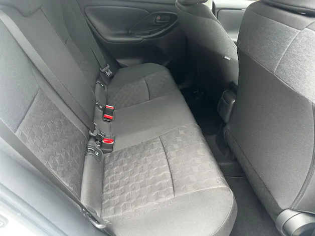 Toyota Yaris 1.5 VVT-i HSD Trend