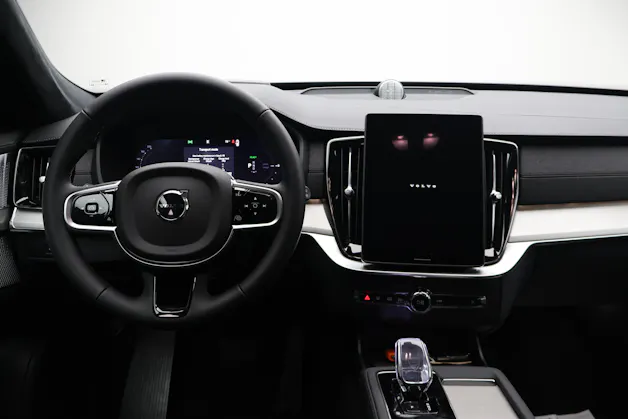 VOLVO XC90 2.0 T8 TE Black Edition eAWD