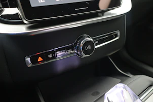 immagine del veicolo VOLVO XC90 2.0 T8 TE Black Edition eAWD
