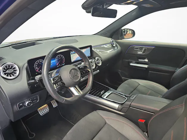 Mercedes-Benz GLA 250 4MATIC AMG Line