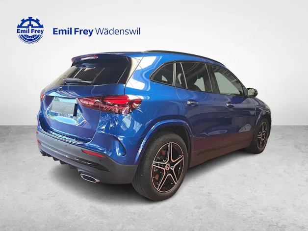 Mercedes-Benz GLA 250 4MATIC AMG Line