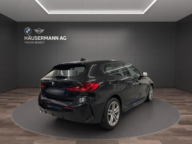 BMW 118i M SPORT