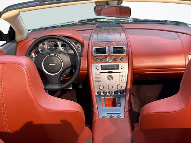Aston Martin DB9 Volante 5.9 V12