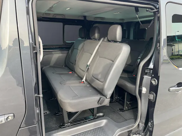 Nissan NV300 Kombi 2.8t L1H1 2.0 dCi 170PS Tekna 8-Plätzer AT