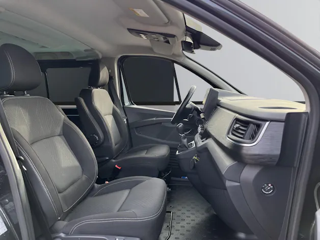 Nissan NV300 Kombi 2.8t L1H1 2.0 dCi 170PS Tekna 8-Plätzer AT