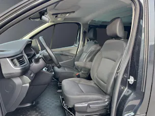 Nissan NV300 Kombi 2.8t L1H1 2.0 dCi 170PS Tekna 8-Plätzer AT