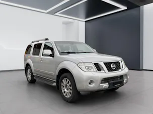 Nissan Pathfinder 3.0 V6 dCi LE 7-Plätzer AT