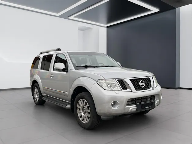 Nissan Pathfinder 3.0 V6 dCi LE 7-Plätzer AT