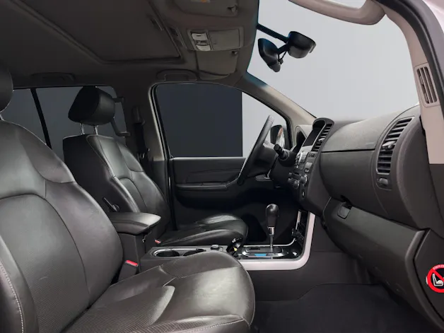 Nissan Pathfinder 3.0 V6 dCi LE 7-Plätzer AT