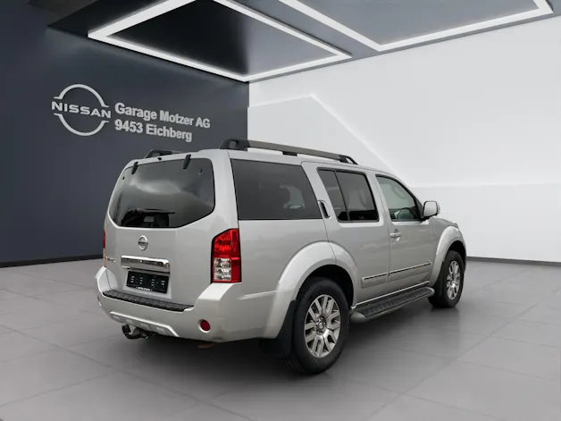 Nissan Pathfinder 3.0 V6 dCi LE 7-Plätzer AT