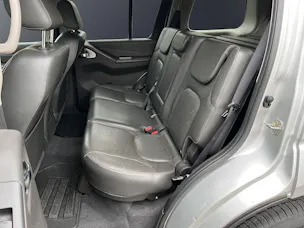 Nissan Pathfinder 3.0 V6 dCi LE 7-Plätzer AT