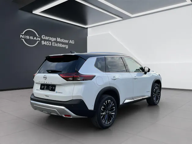 Nissan X-Trail 1.5 VC-T Tekna e-4orce 5-Plätzer