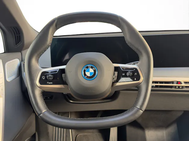BMW iX M60