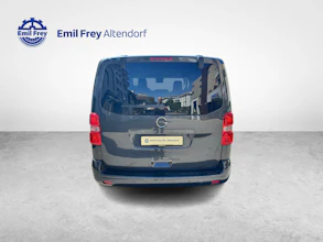 https://vehicle.imgix.net/4388171/fd0a4271-3e48-4e18-a307-7a7e3f2b2991.jpg