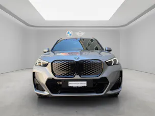 BMW iX1 30 xDrive M-SportPaket Pro