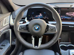 BMW iX1 30 xDrive M-SportPaket Pro