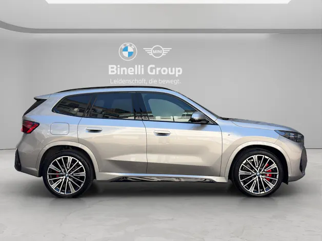 BMW iX1 30 xDrive M-SportPaket Pro