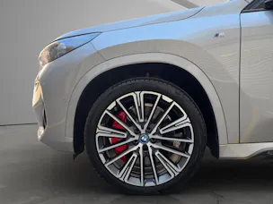 BMW iX1 30 xDrive M-SportPaket Pro