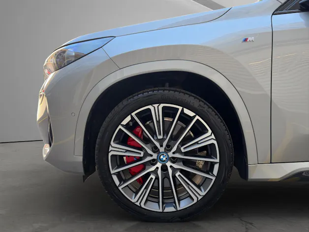 BMW iX1 30 xDrive M-SportPaket Pro