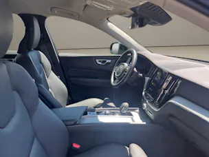 Volvo XC60 2.0 B5 MH Plus Dark AWD