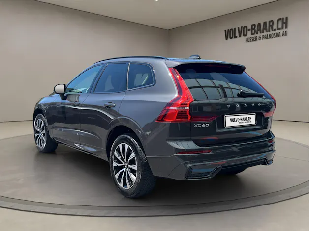 Volvo XC60 2.0 B5 MH Plus Dark AWD