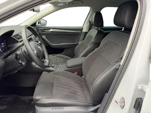 SKODA Superb Combi 2.0 TDI 200 Style 4x4 DSG