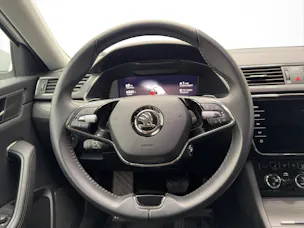 SKODA Superb Combi 2.0 TDI 200 Style 4x4 DSG