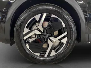Peugeot 2008 1.2 Hybrid 145 GT