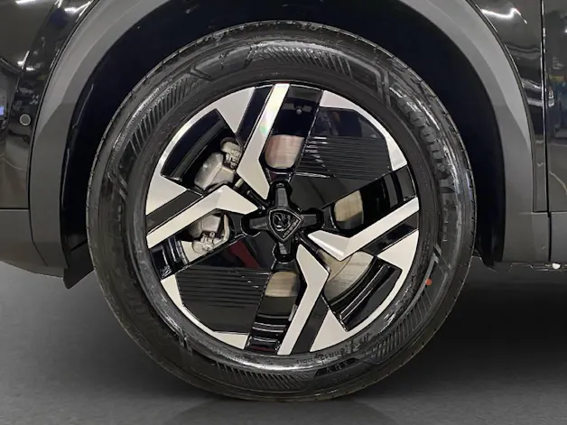 Peugeot 2008 1.2 Hybrid 145 GT