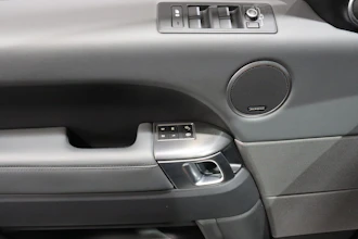 https://vehicle.imgix.net/4388281/c158cca9-6a72-4008-bc53-5b90a035ed69.JPG