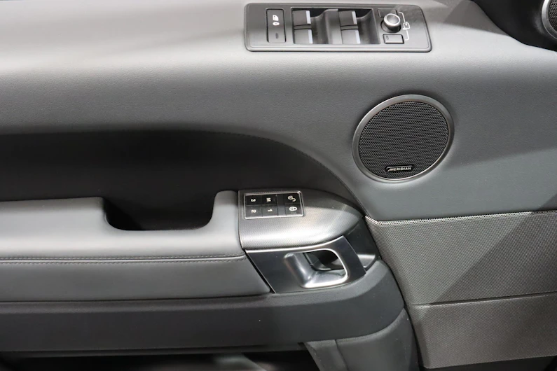 immagine del veicolo LAND ROVER RANGE ROVER SPORT