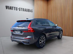 Volvo XC60 2.0 B4 MH Plus Dark AWD