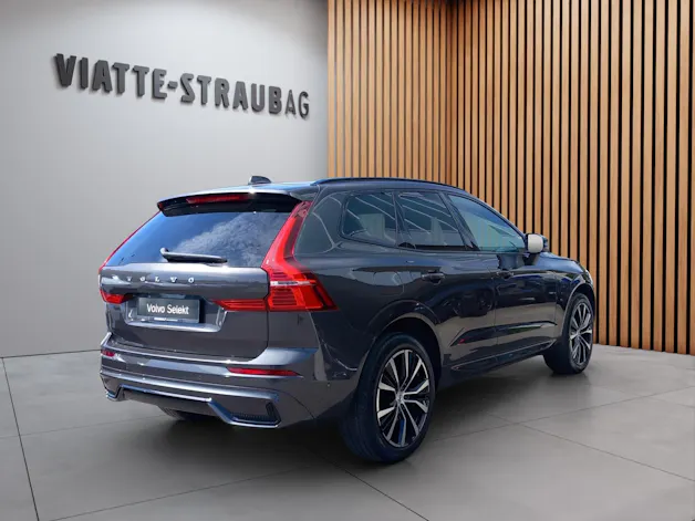 Volvo XC60 2.0 B4 MH Plus Dark AWD