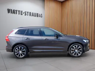 Volvo XC60 2.0 B4 MH Plus Dark AWD