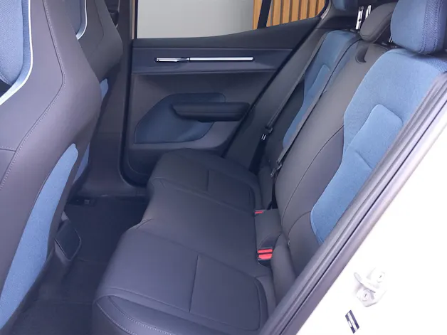 Volvo EX30 E60 Twin Ultra Performance AWD