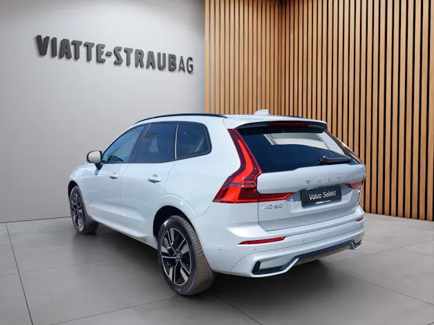 VOLVO XC60 2.0 T6 TE Plus Dark eAWD