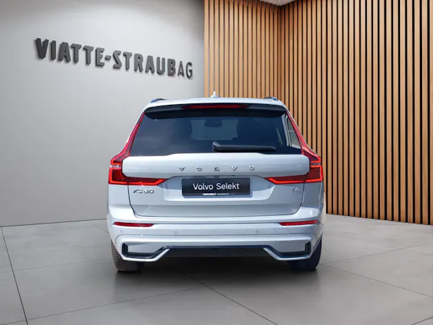 VOLVO XC60 2.0 T6 TE Plus Dark eAWD