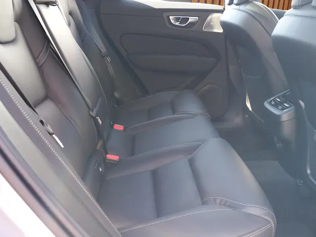 Volvo XC60 2.0 B5 MH Ultra Bright AWD