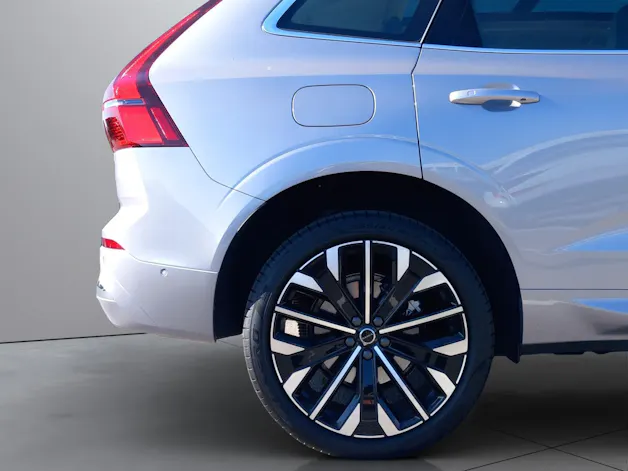 Volvo XC60 2.0 B5 MH Ultra Bright AWD