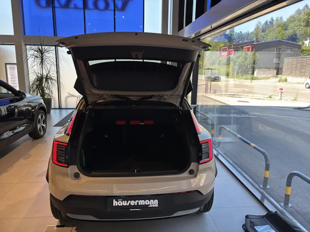 Volvo EX30 CC E60 Twin Performance AWD