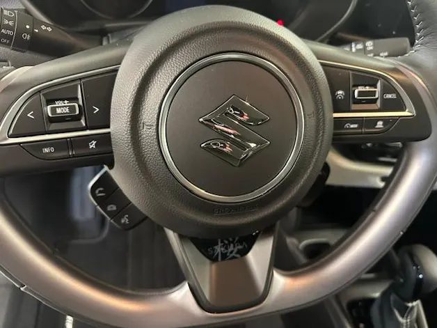 Suzuki Swift 1.2 Compact+ Hybrid