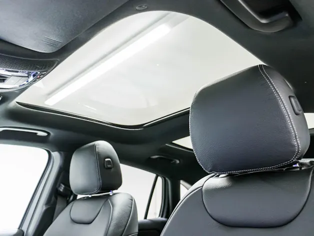 MERCEDES-BENZ GLA 220 d AMG Line 4matic
