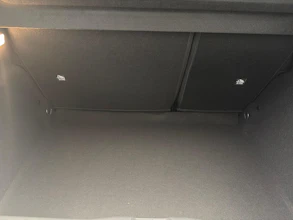 https://vehicle.imgix.net/4388521/91a962e8-146a-4211-95ea-42bc9723b8e4.jpg